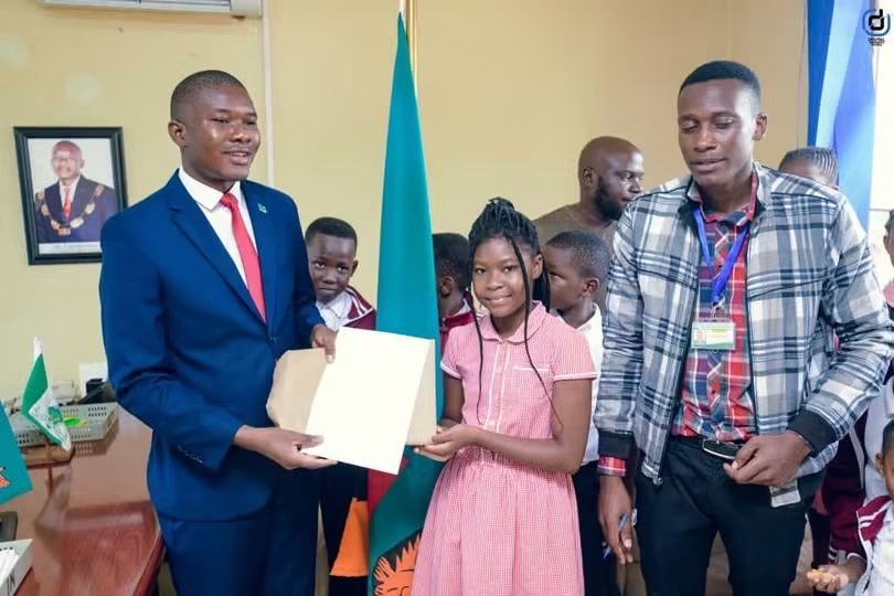 Crown Hill Private School support handover in Chipata